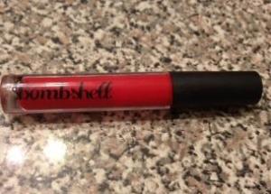 Be a bombshell gloss in "Hot mess" Swatched only asking price is $5 (retails for $18)