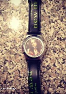 Twilight New Moon Bella watch worn once. Mint condition. Batteries still work. No box. Asking price $25 OBO
